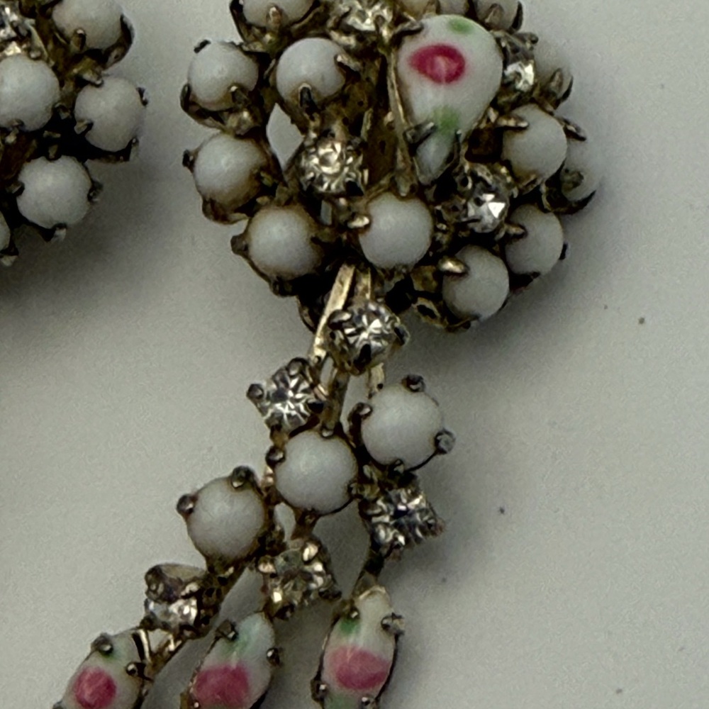 Vintage Hand Painted Milk Glass Rhinestone Dangle Clip Ons - Picture 3 of 6